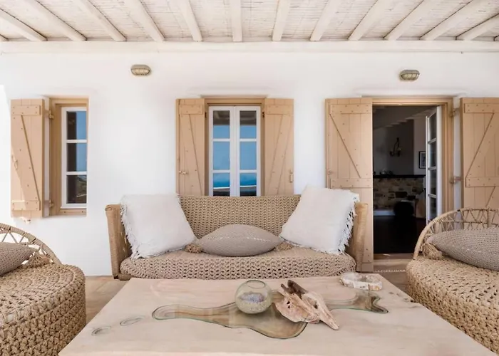 Amazing Deep Blue Mykonos Hotel