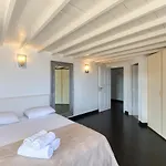 Amazing Deep Blue Mykonos Hotel Mykonos Town