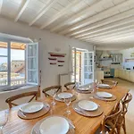 Amazing Deep Blue Mykonos Hotel *