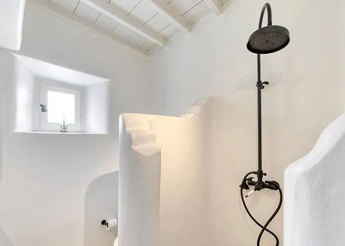 Amazing Deep Blue Mykonos Hotel